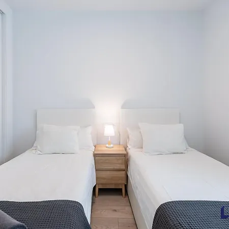 Casa Figaro - 2br Pool Balcony W Playground Lejlighed Estepona