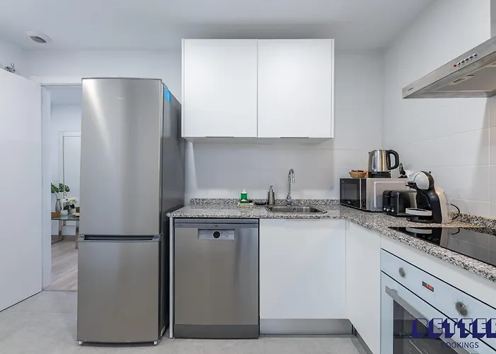 Casa Figaro - 2br Pool Balcony W Playground 아파트 *